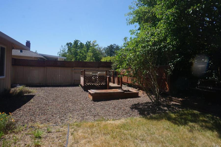 7410 Oakmont Drive