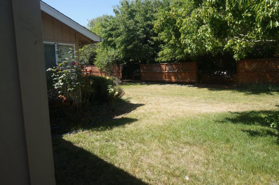 7410 Oakmont Drive