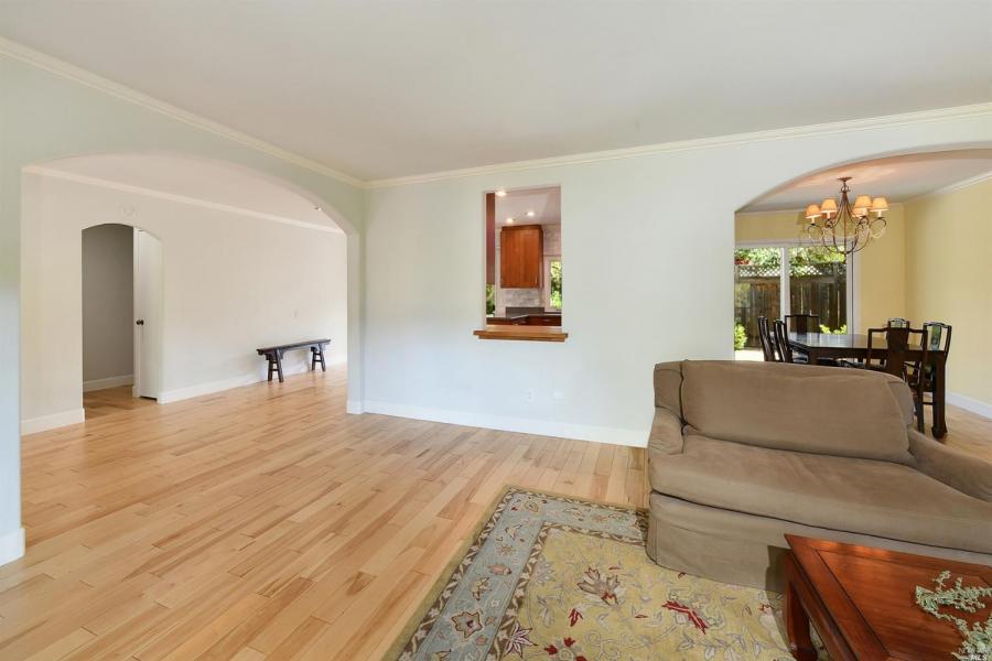 374 Mockingbird Circle