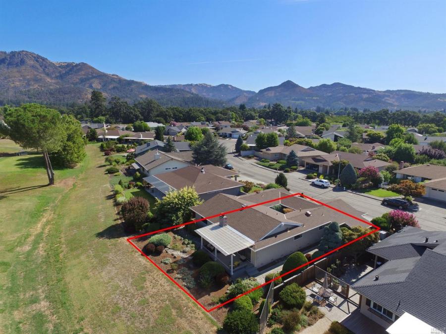8847 Hood Mountain Way