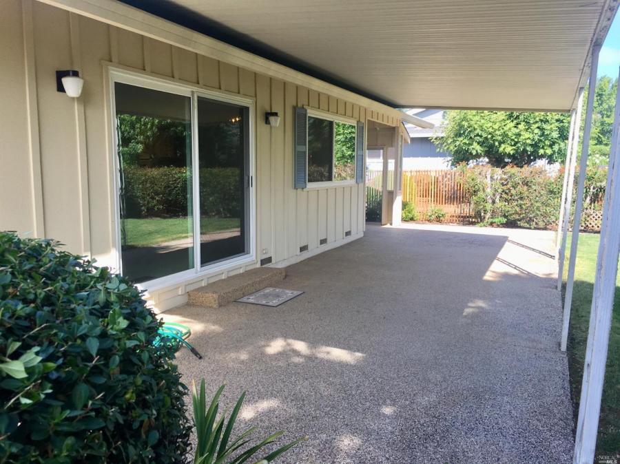 7387 Oakmont Drive