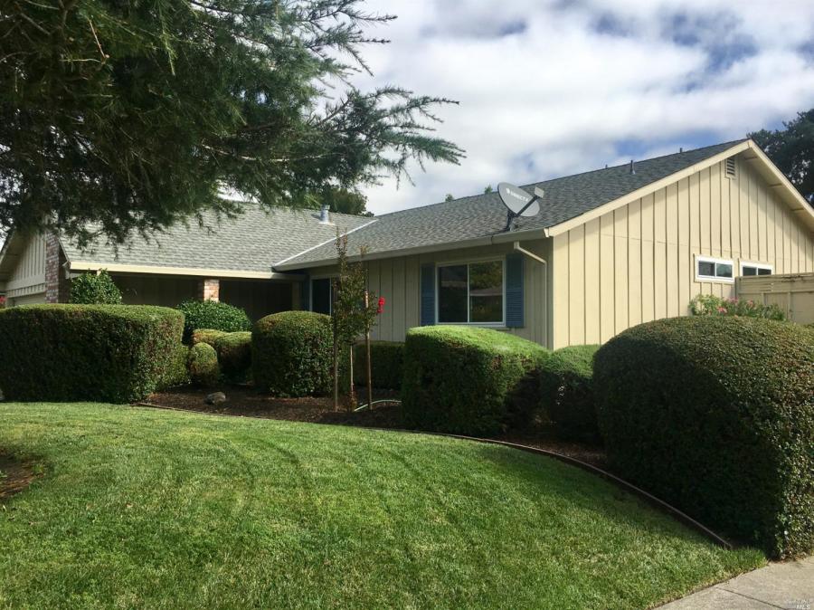 7387 Oakmont Drive