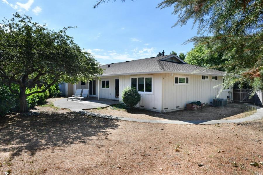 374 Mockingbird Circle