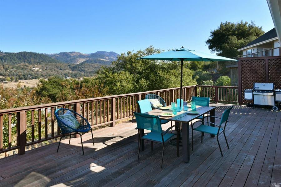 6339 Meadowridge Drive