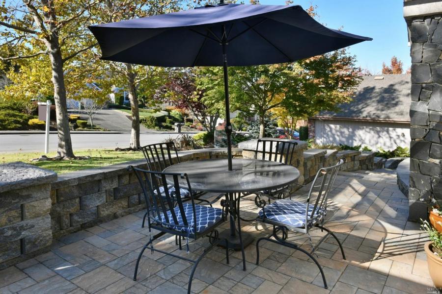 6339 Meadowridge Drive