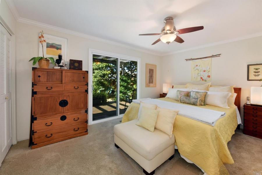 8845 Oak Trail Court