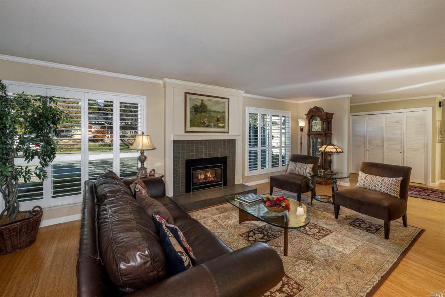 6578 Meadowridge Drive