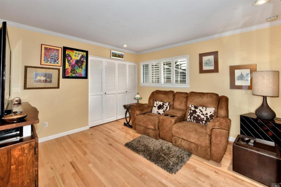 6924 Fairfield Drive