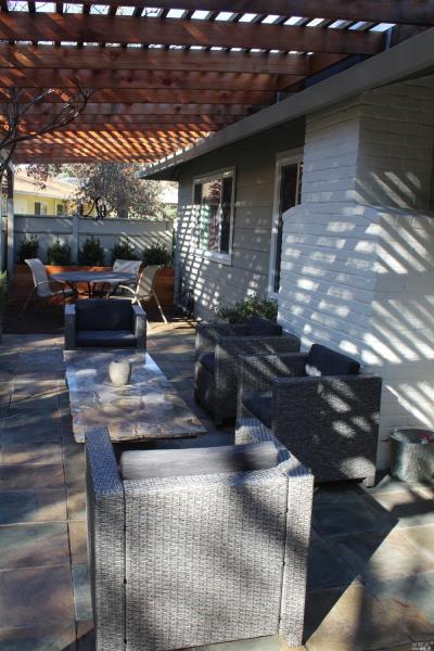 6493 Meadowridge Court