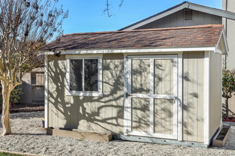 6578 Meadowridge Drive