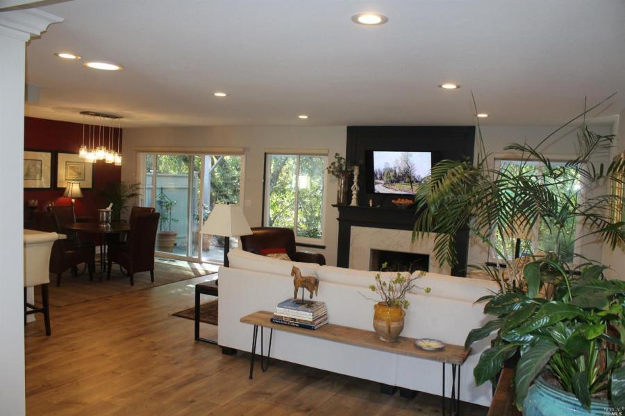 6493 Meadowridge Court