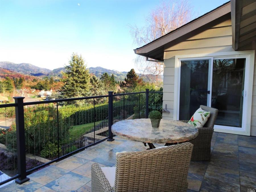445 Oak Vista Drive