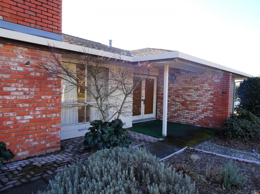7110 Fairfield Drive
