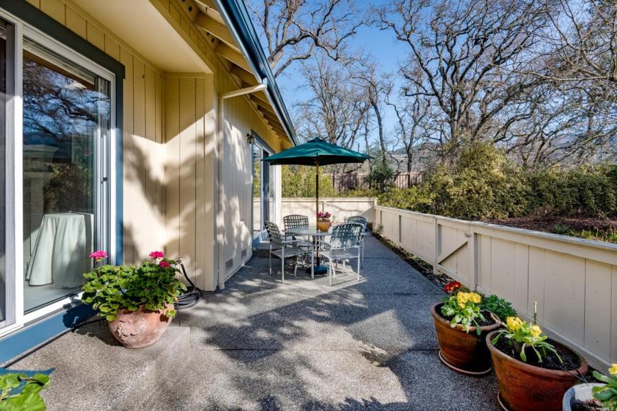 147 White Oak Drive