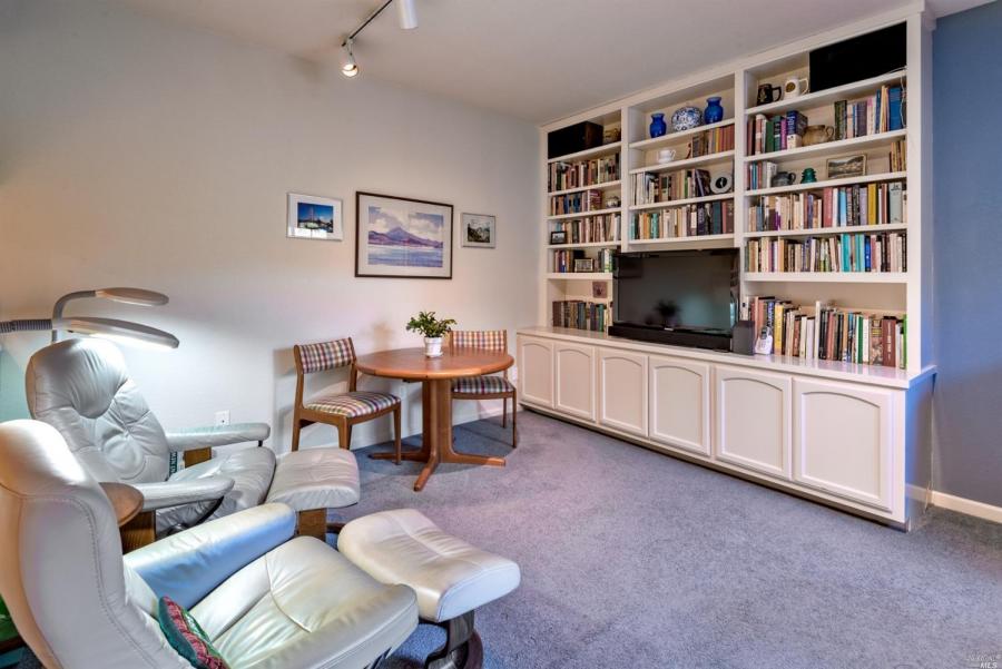 147 White Oak Drive