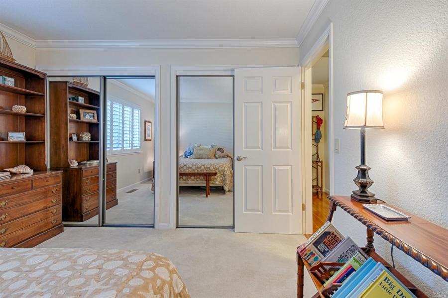 244 Silver Creek Cir