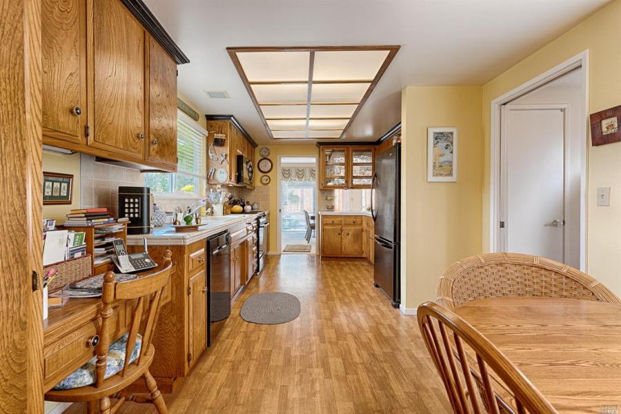 8894 Oakmont Drive
