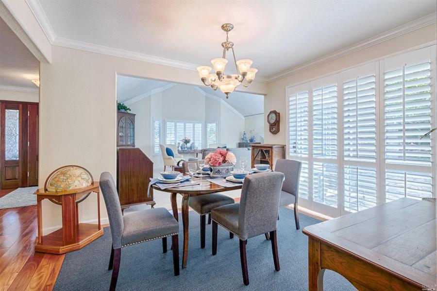 244 Silver Creek Cir