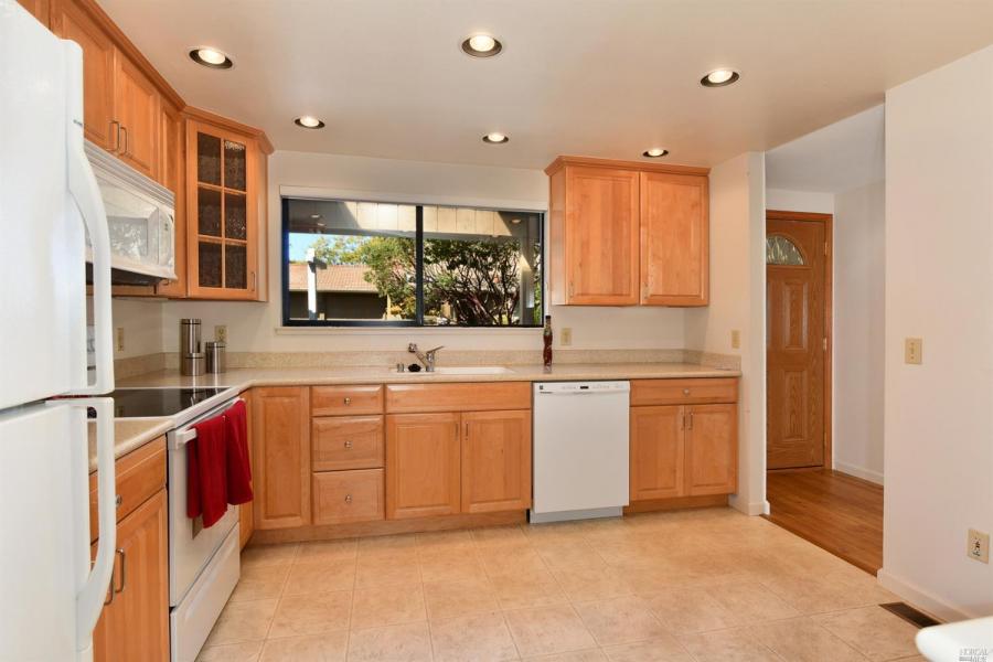 6 Oak Forest Lane
