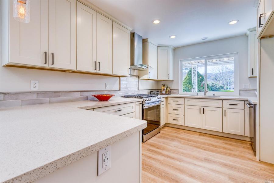 8887 Oakmont Drive