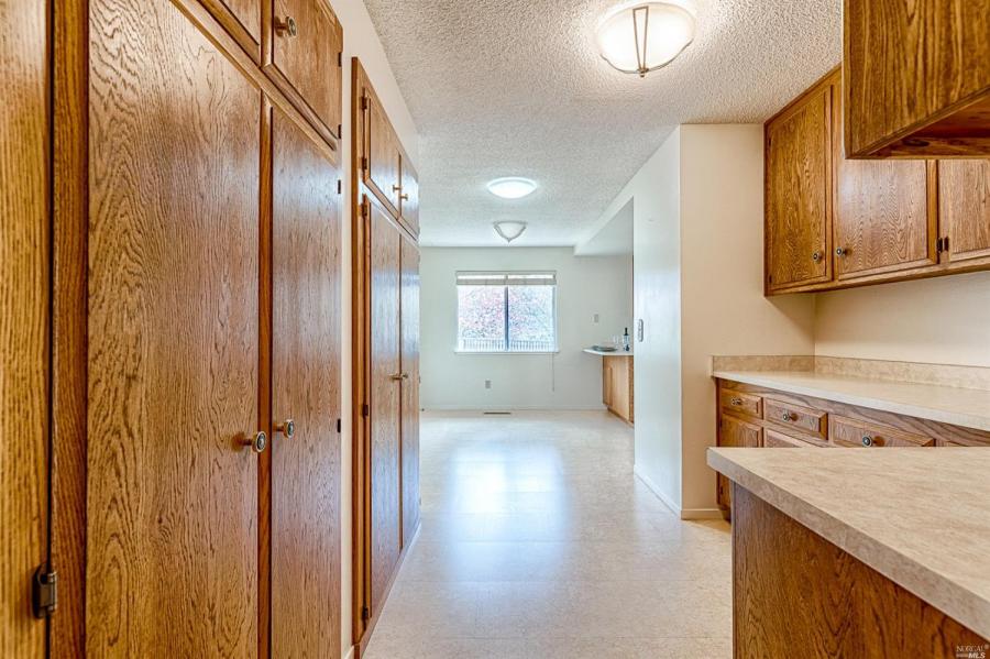 8839 Oak Trail Court