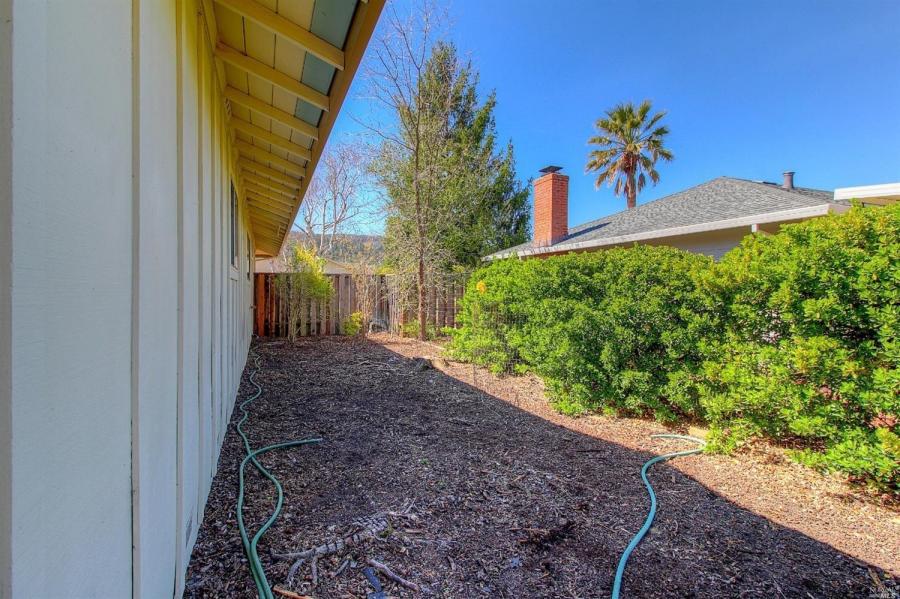 122 Valley Lakes Drive
