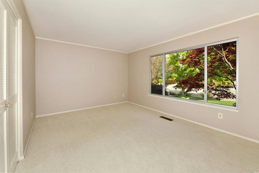8797 Oakmont Drive