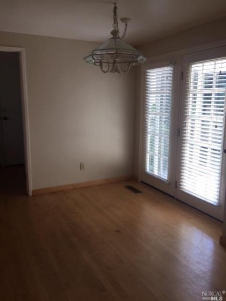 345 Mountain Vista Court