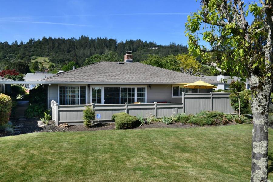 342 Oak Leaf Circle