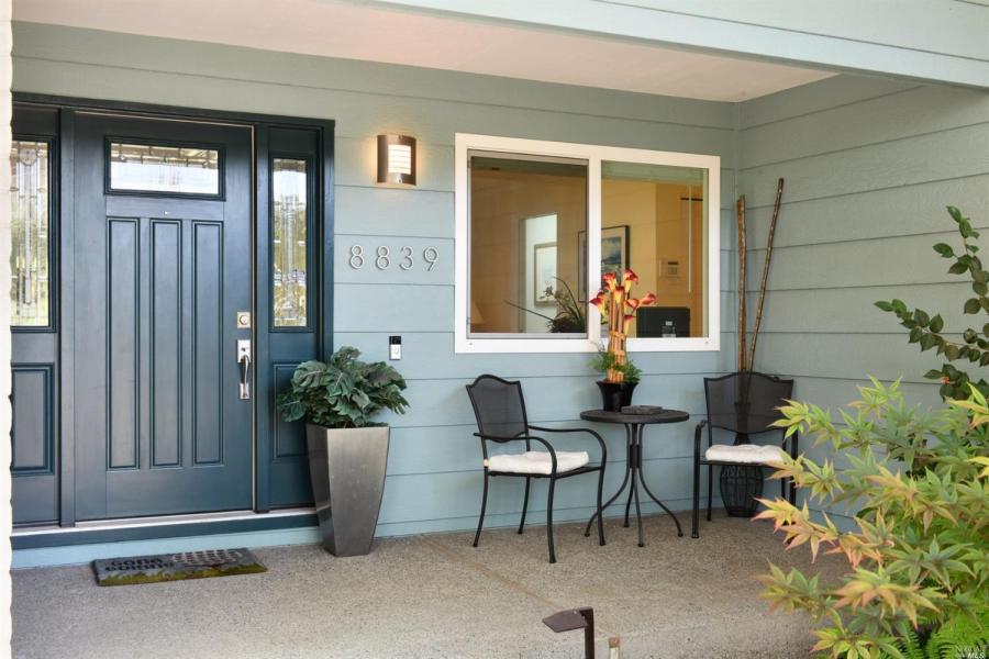8839 Hood Mountain Circle