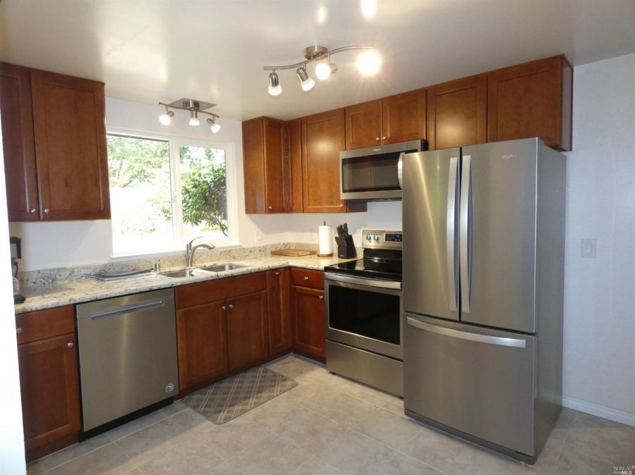 7309 Oak Leaf Drive