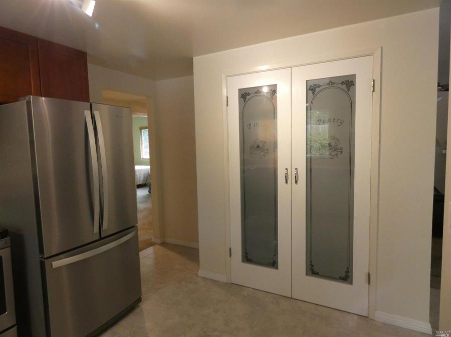 7309 Oak Leaf Drive