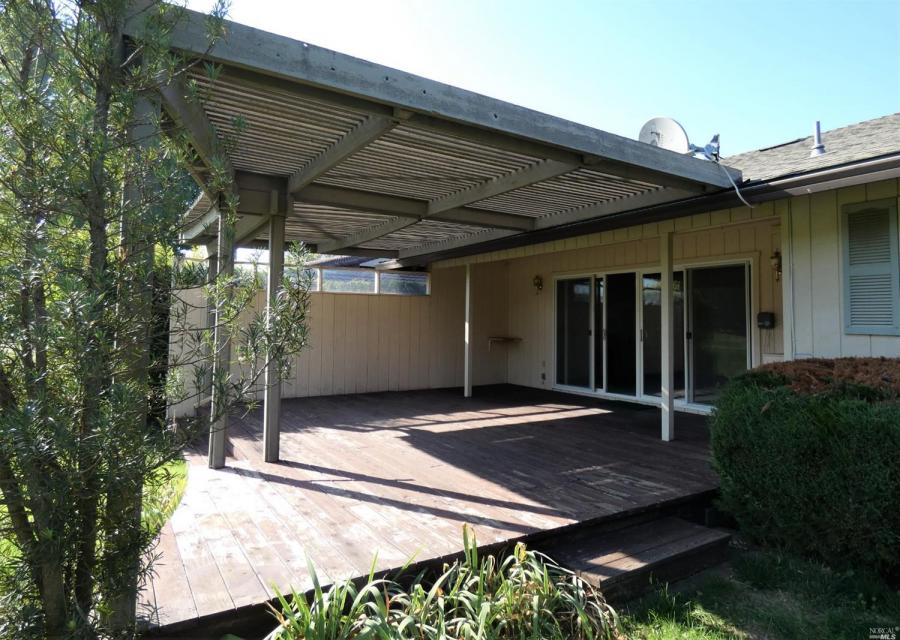6812 Fairfield Drive