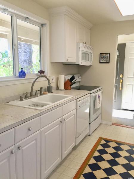 424 Deerfield Circle