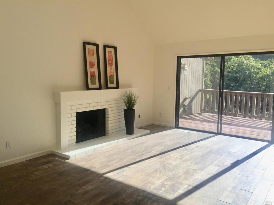 3 Oak Forest Lane