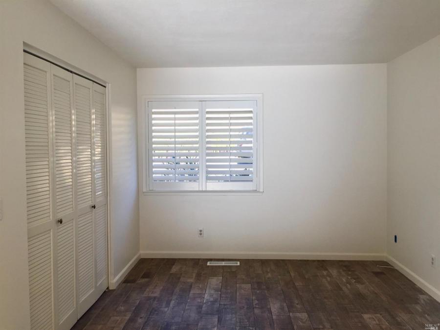 3 Oak Forest Lane