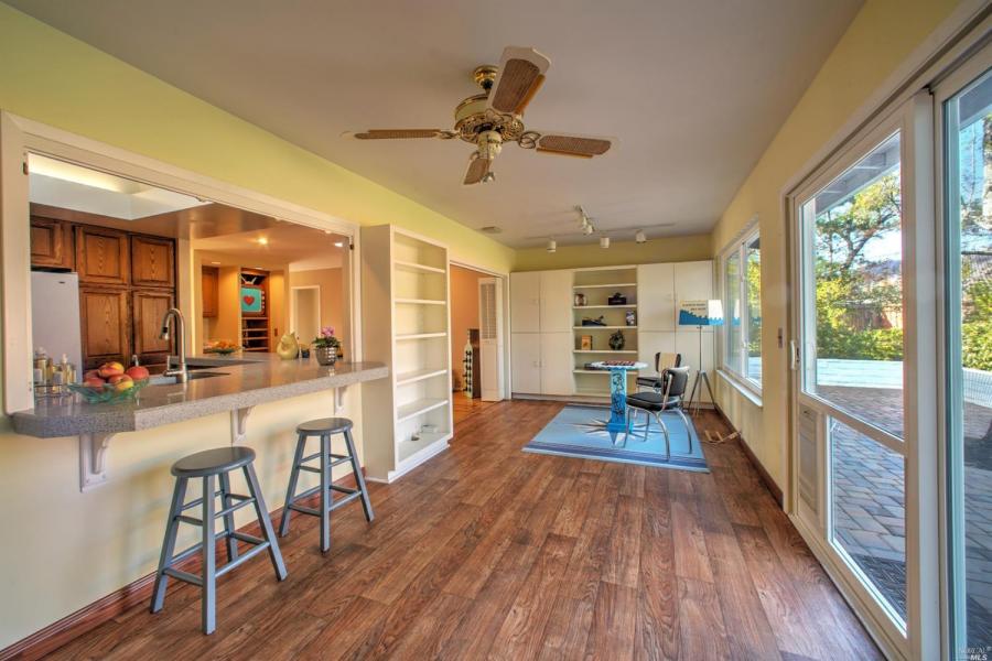 7 Oak Leaf Place
