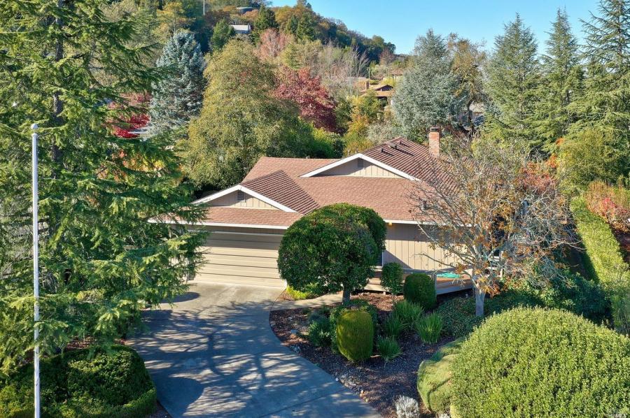 416 Oak Brook Place