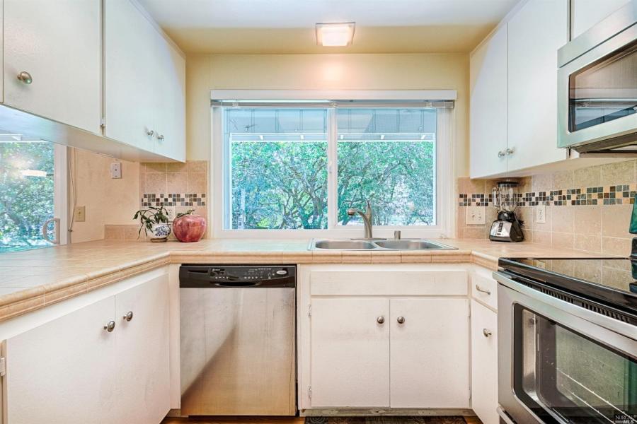 6518 Meadowgreen Place