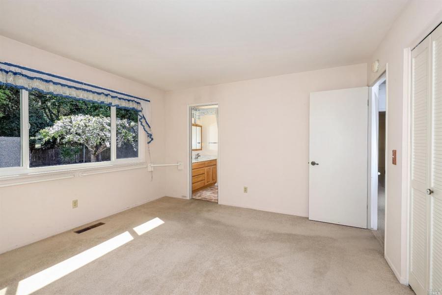 435 Meadowgreen Drive