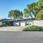 340 Twin Lakes Drive
