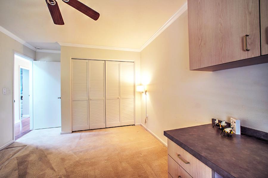6463 Mesa Oaks Court