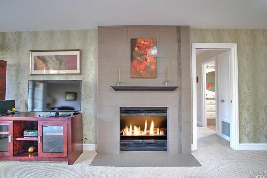 340 Twin Lakes Drive