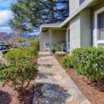 109 Valley Oaks Drive