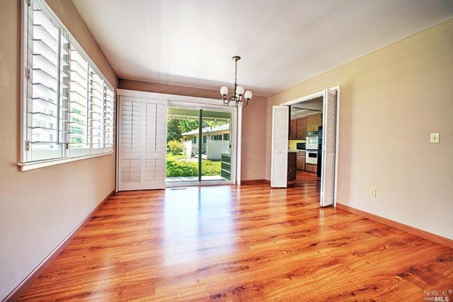 503 Oak Vista Place