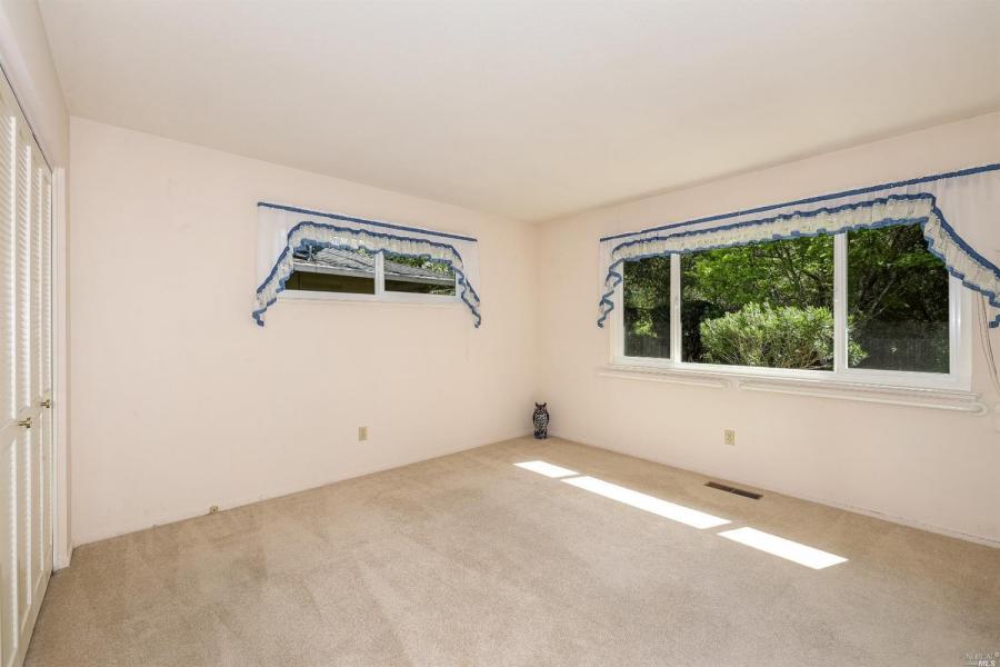 435 Meadowgreen Drive