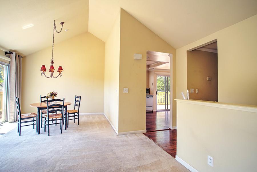 6463 Mesa Oaks Court