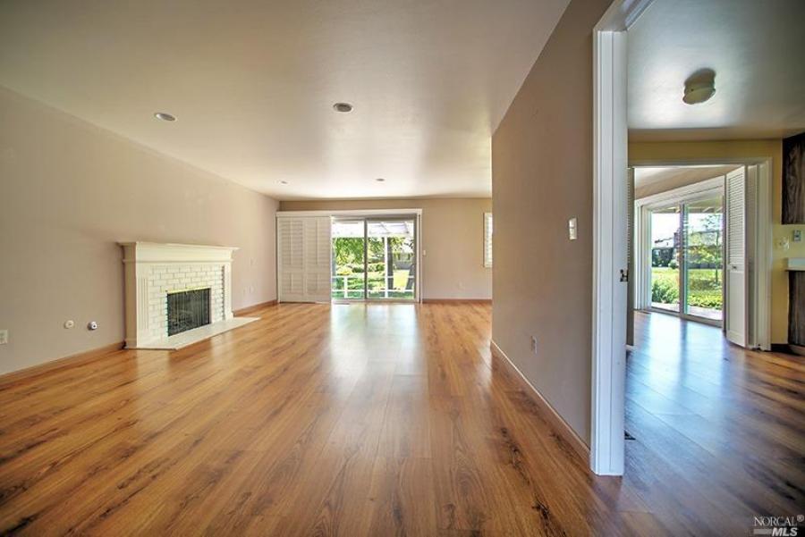503 Oak Vista Place