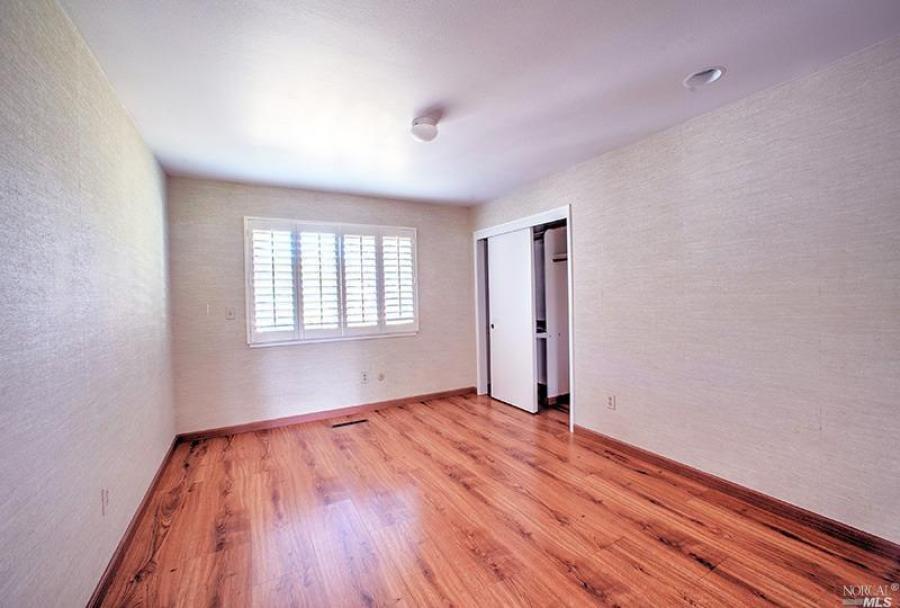 503 Oak Vista Place