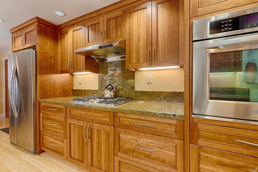 429 Oak Brook Lane